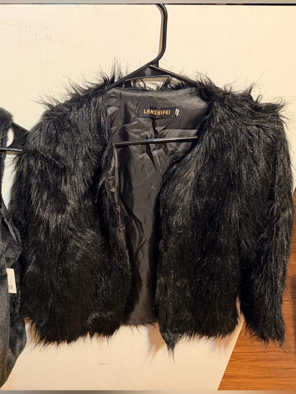 LANSHIFEI Black Faux Fur Short Jacket